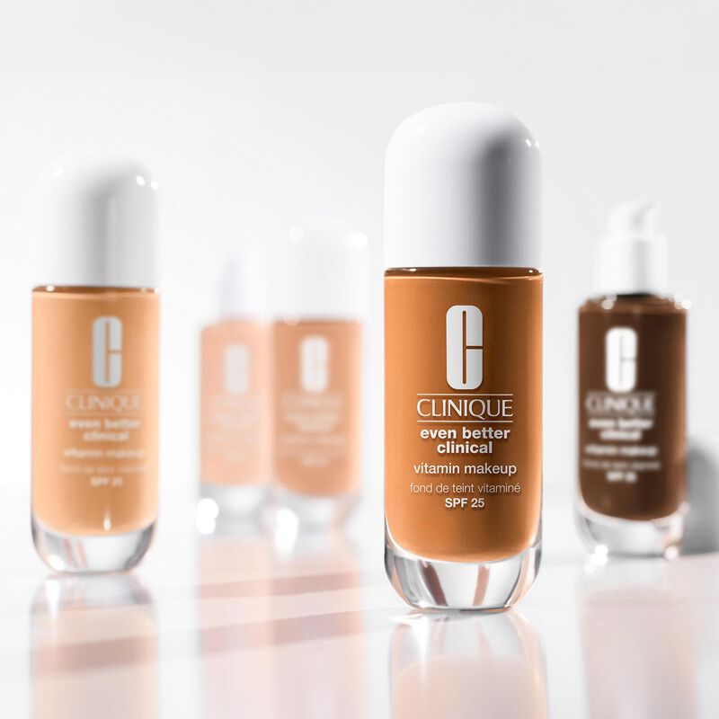 Clinique Even Better Clinical&trade; Vitamin Makeup SPF 25 image number 15